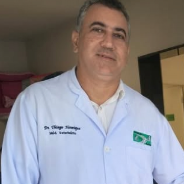 Dr. Thiago Henrique
